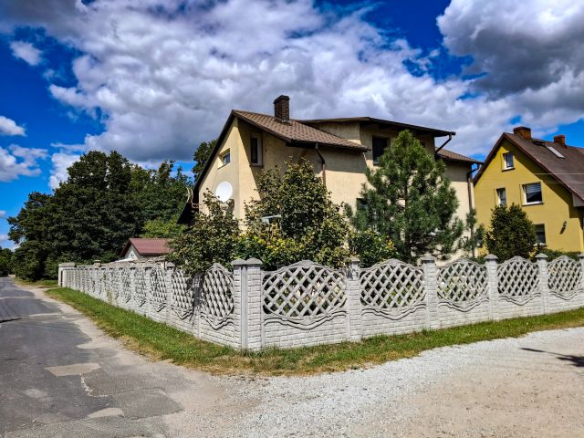 dom wolnostojący, 6 pokoi Bystrzyca, ul. Bolesława Chrobrego. Zdjęcie 1