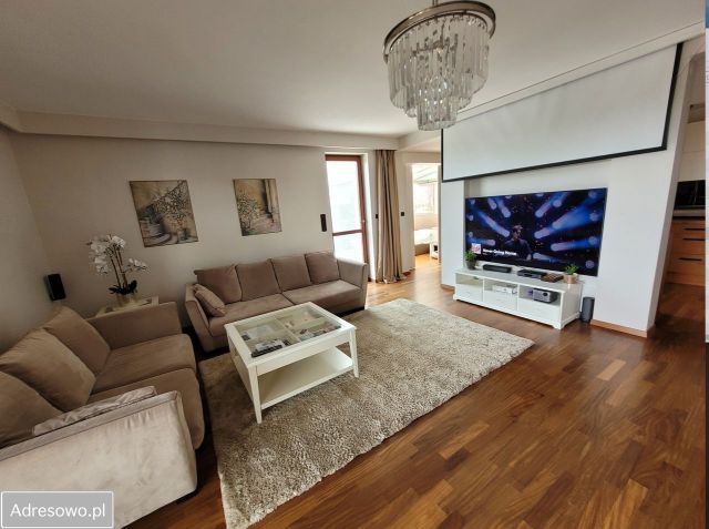 Mieszkanie 4-pokojowe Warszawa Włochy, ul. Pana Tadeusza. Zdjęcie 1