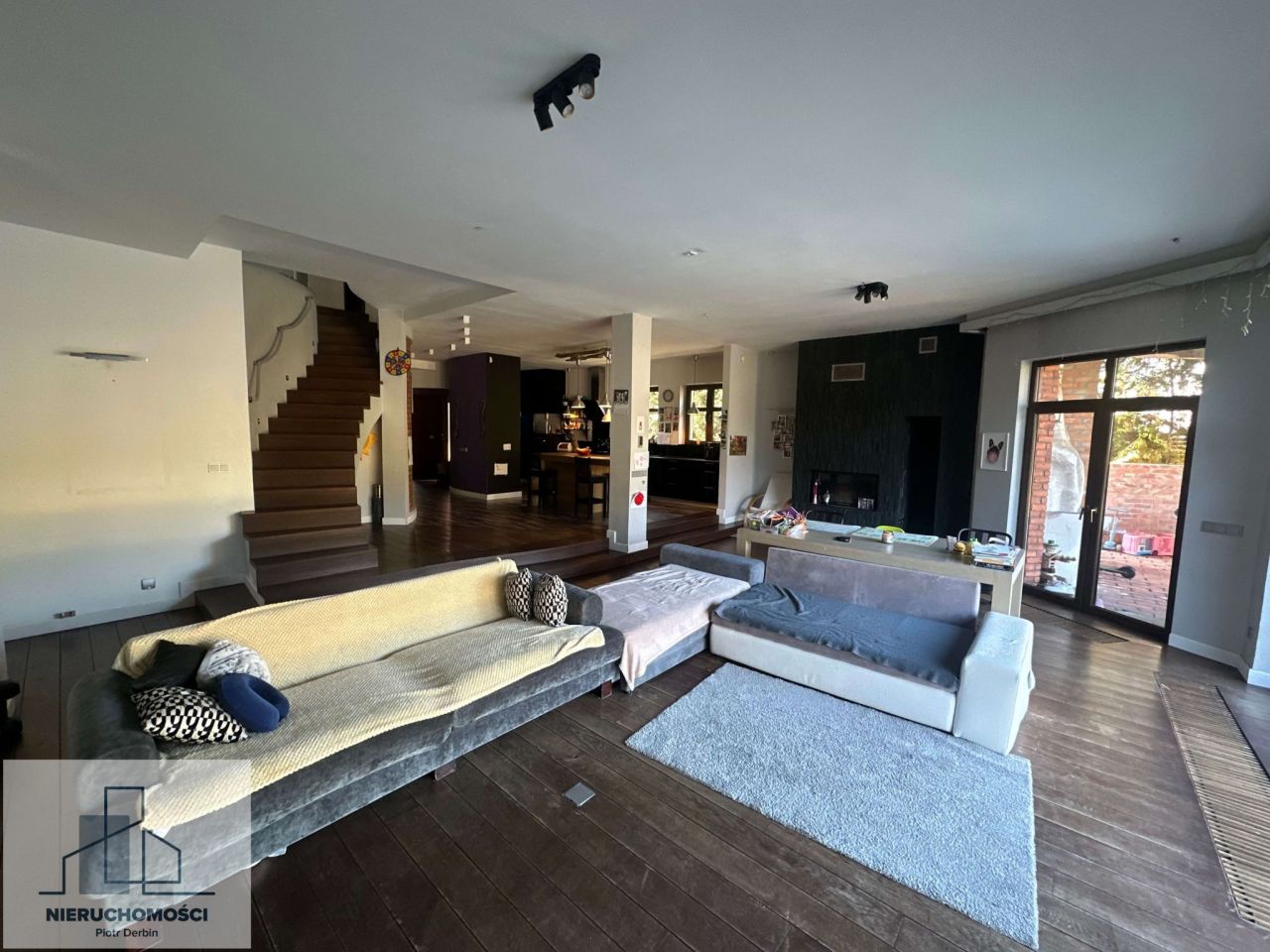 dom wolnostojący, 6 pokoi Izabelin-Dziekanówek. Zdjęcie 3