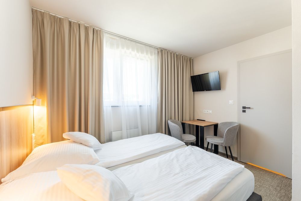 Hotel/pensjonat Dźwirzyno, ul. Kołobrzeska. Zdjęcie 3