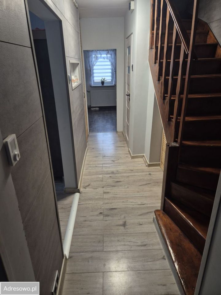 dom wolnostojący, 4 pokoje Sosnowiec Klimontów. Zdjęcie 2