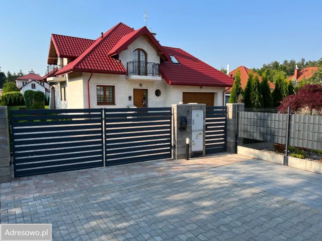 dom wolnostojący, 6 pokoi Mielec, ul. Królowej Jadwigi. Zdjęcie 1