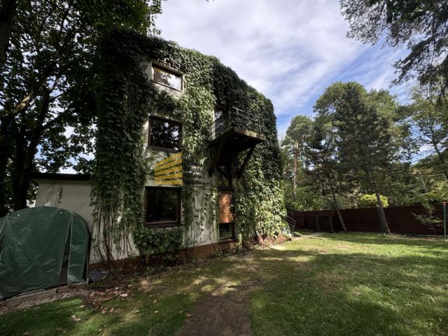 dom wolnostojący, 6 pokoi Milanówek. Zdjęcie 2