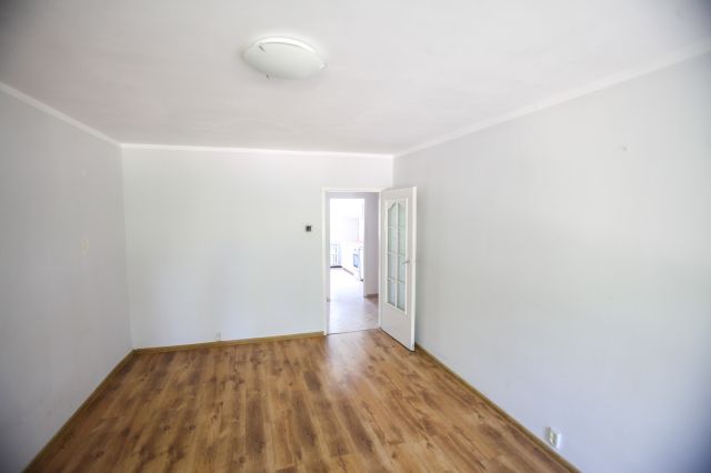 Mieszkanie 3-pokojowe Częstochowa Raków, ul. Limanowskiego. Zdjęcie 1