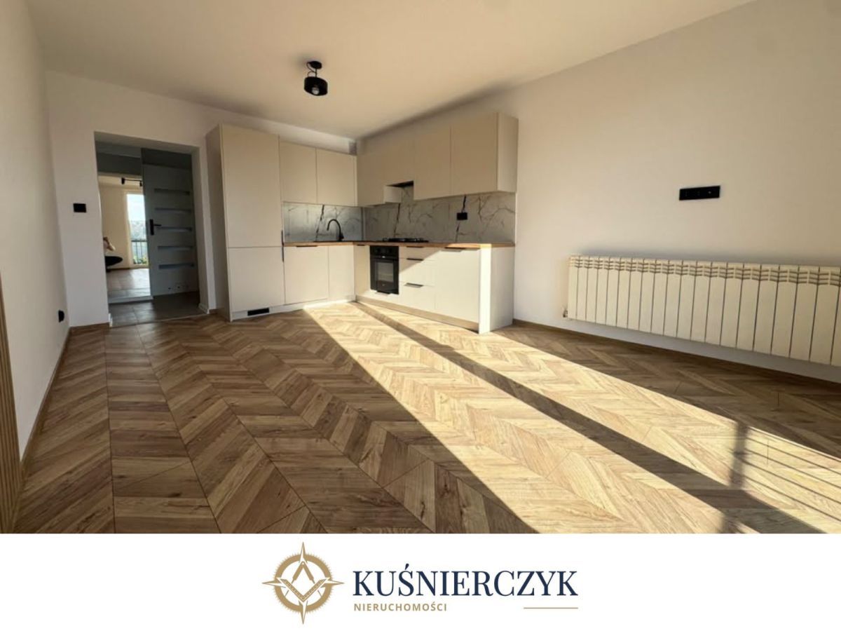 Mieszkanie 3-pokojowe Sanok Śródmieście, ul. Słowackiego. Zdjęcie 2