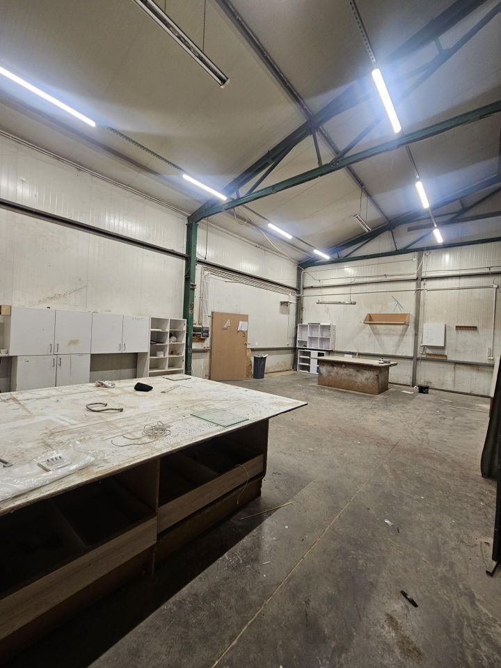 Hala/magazyn Mielec Rzochów, ul. Kolejowa. Zdjęcie 2