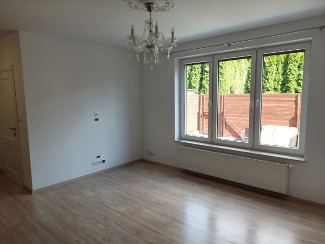 dom szeregowy, 3 pokoje Plewiska, ul. Czarna Droga. Zdjęcie 1