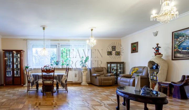 dom wolnostojący, 5 pokoi Warszawa, ul. Głębocka