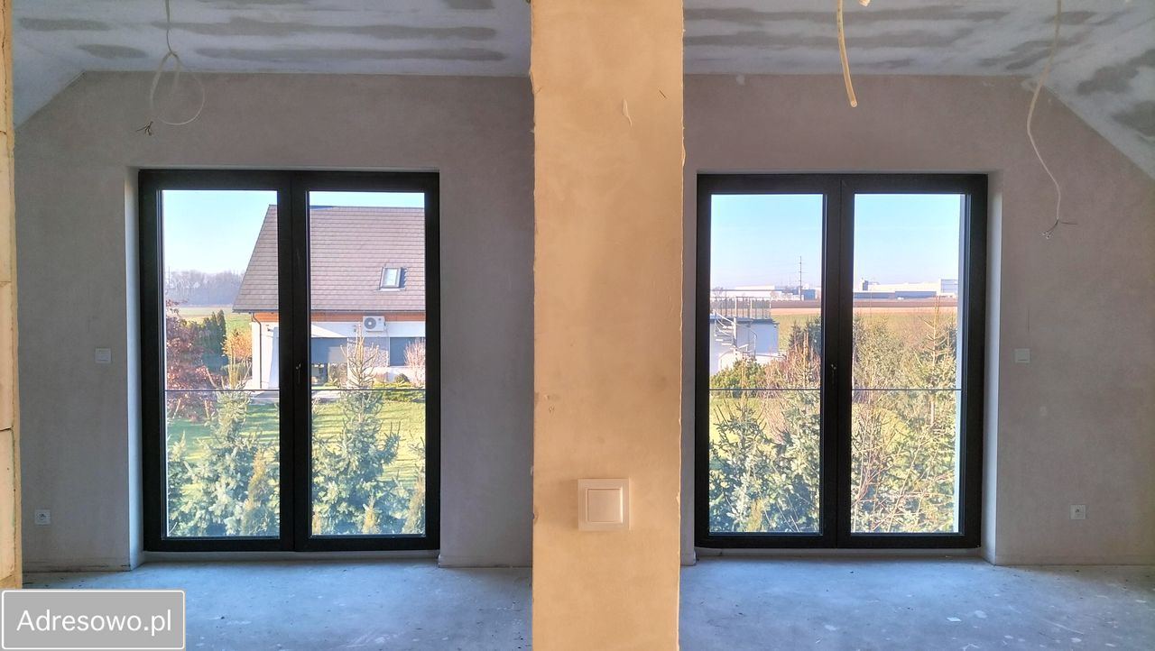 dom wolnostojący, 6 pokoi Żerniki Małe, ul. Krótka. Zdjęcie 12