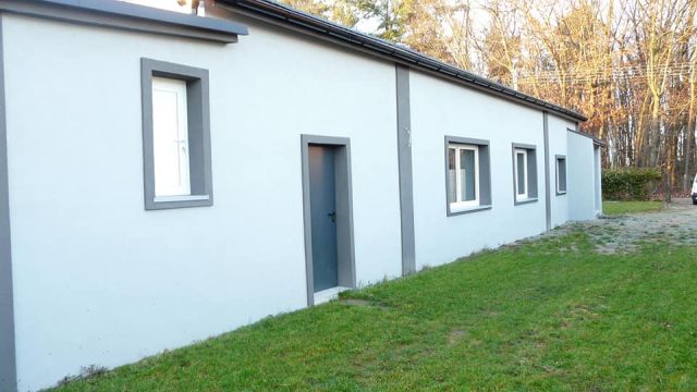 dom wolnostojący, 2 pokoje Wieluń, ul. Dębowa. Zdjęcie 1