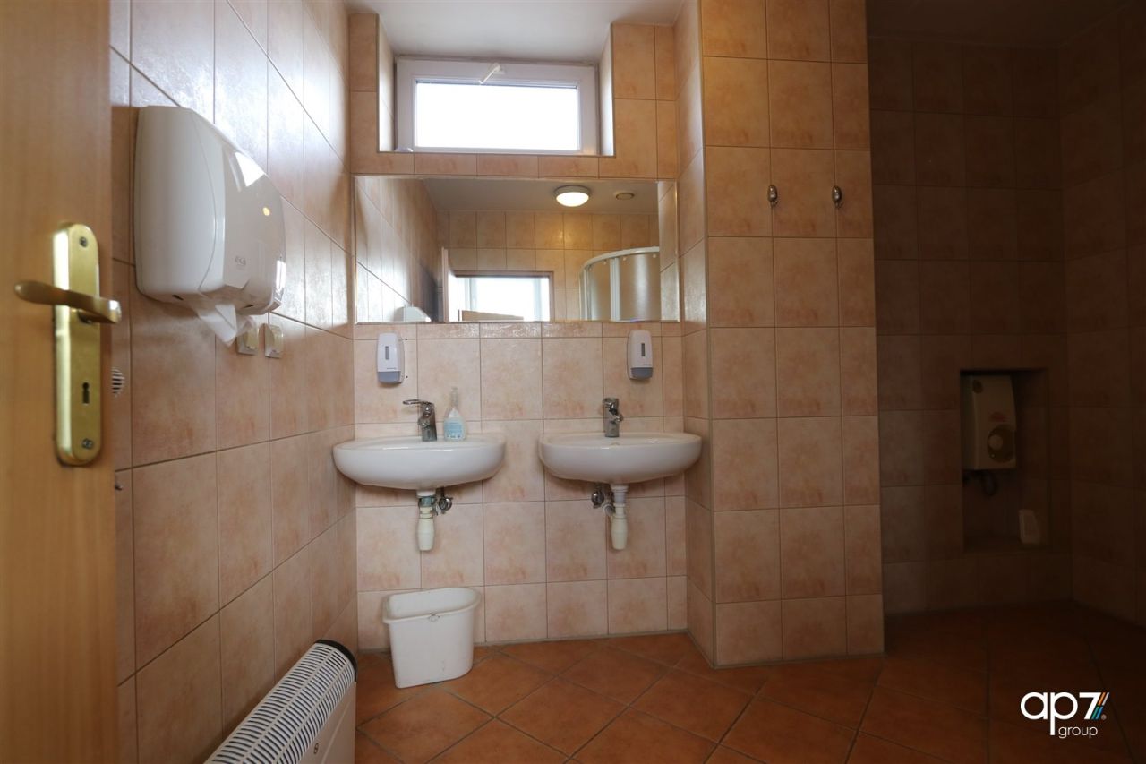 Lokal Kraków Nowa Huta, ul. Kocmyrzowska. Zdjęcie 13