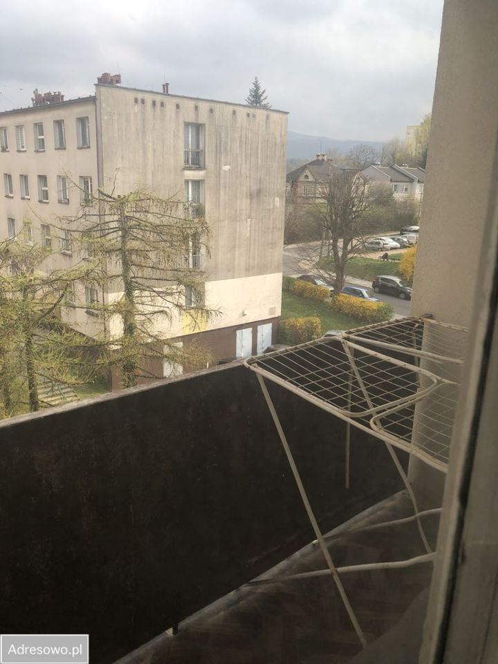 Mieszkanie 3-pokojowe Bielsko-Biała Osiedle Karpackie, ul. Kazimierza Brodzińskiego. Zdjęcie 6