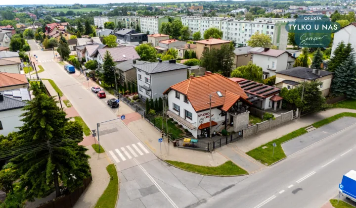 dom wolnostojący, 6 pokoi Brzeziny, ul. Różana