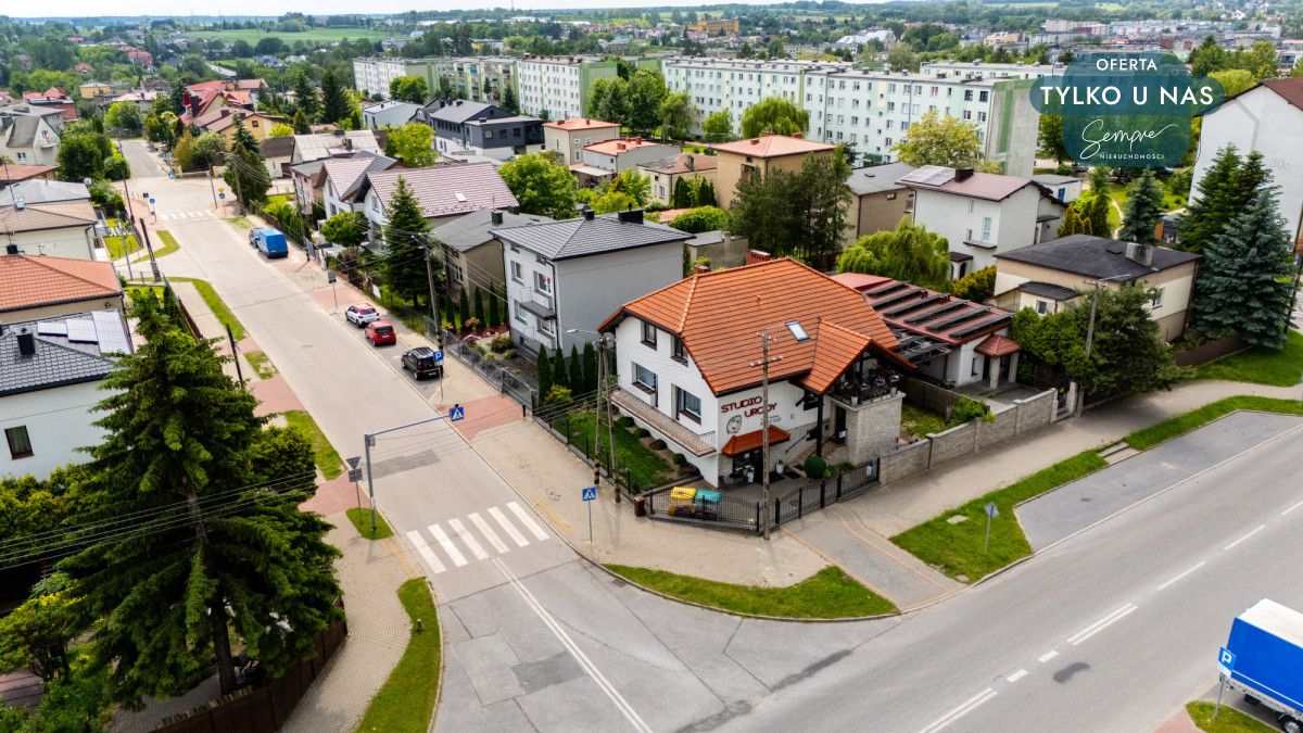 dom wolnostojący, 6 pokoi Brzeziny, ul. Różana. Zdjęcie 14