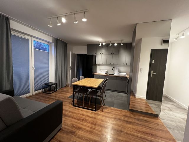 Mieszkanie 3-pokojowe Bochnia, ul. Brzeźnicka. Zdjęcie 1