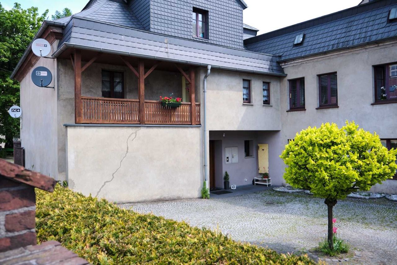 kamienica, 15 pokoi Głubczyce, ul. Ratuszowa. Zdjęcie 4