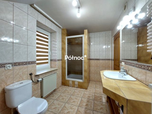 dom wolnostojący, 5 pokoi Piszczac. Zdjęcie 19