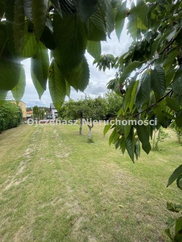 dom wolnostojący, 2 pokoje Niemcz. Zdjęcie 2