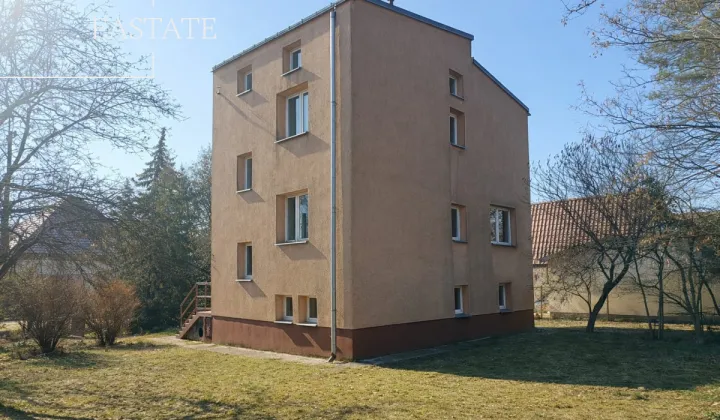 dom wolnostojący, 6 pokoi Zielonka, ul. Saperów