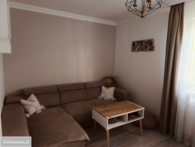 Mieszkanie 4-pokojowe Sulejówek, ul. Niemcewicza. Zdjęcie 1