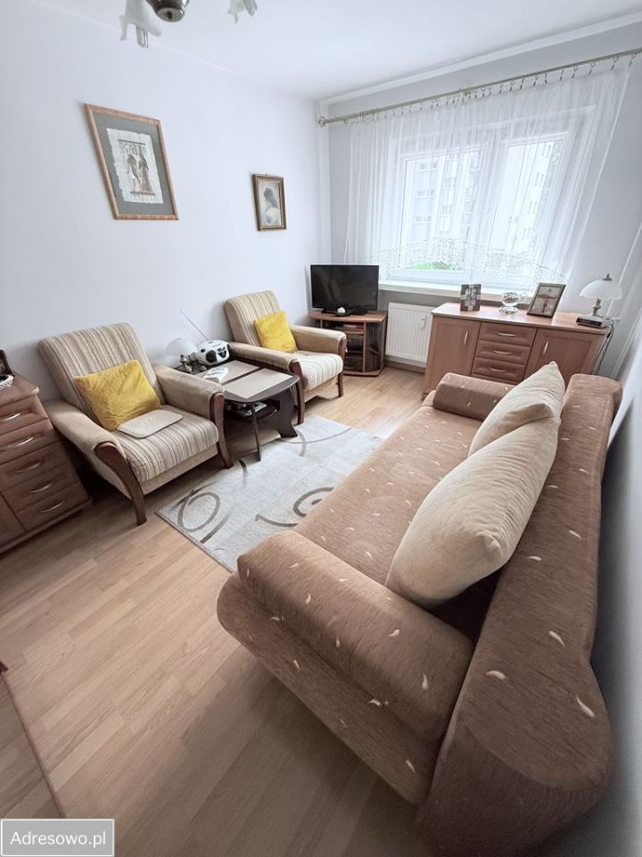 Mieszkanie 2-pokojowe Kraków Mistrzejowice, os. Oświecenia. Zdjęcie 3