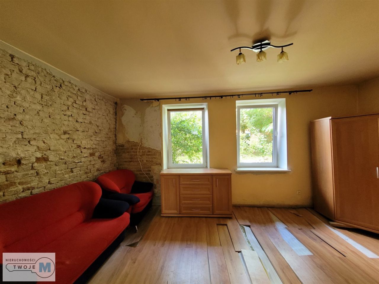 dom wolnostojący, 2 pokoje Działoszyce. Zdjęcie 16