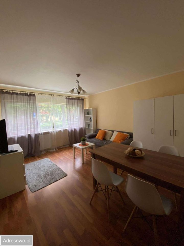 Mieszkanie 3-pokojowe Warszawa Wola, ul. Pustola. Zdjęcie 3