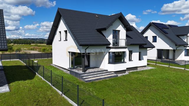 dom wolnostojący, 5 pokoi Kielce. Zdjęcie 3