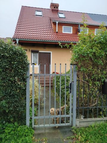 bliźniak, 4 pokoje Janowice Wielkie, ul. Zamkowa. Zdjęcie 1