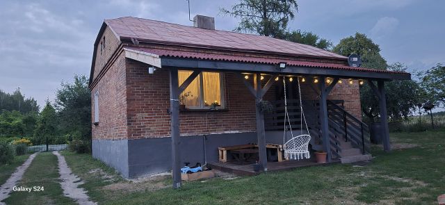 dom wolnostojący, 3 pokoje Czerniejów. Zdjęcie 1