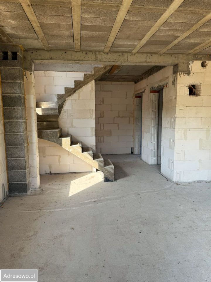 dom wolnostojący, 4 pokoje Letnica. Zdjęcie 10