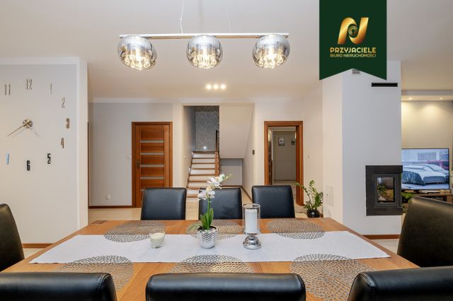 dom wolnostojący, 6 pokoi Różyny. Zdjęcie 5