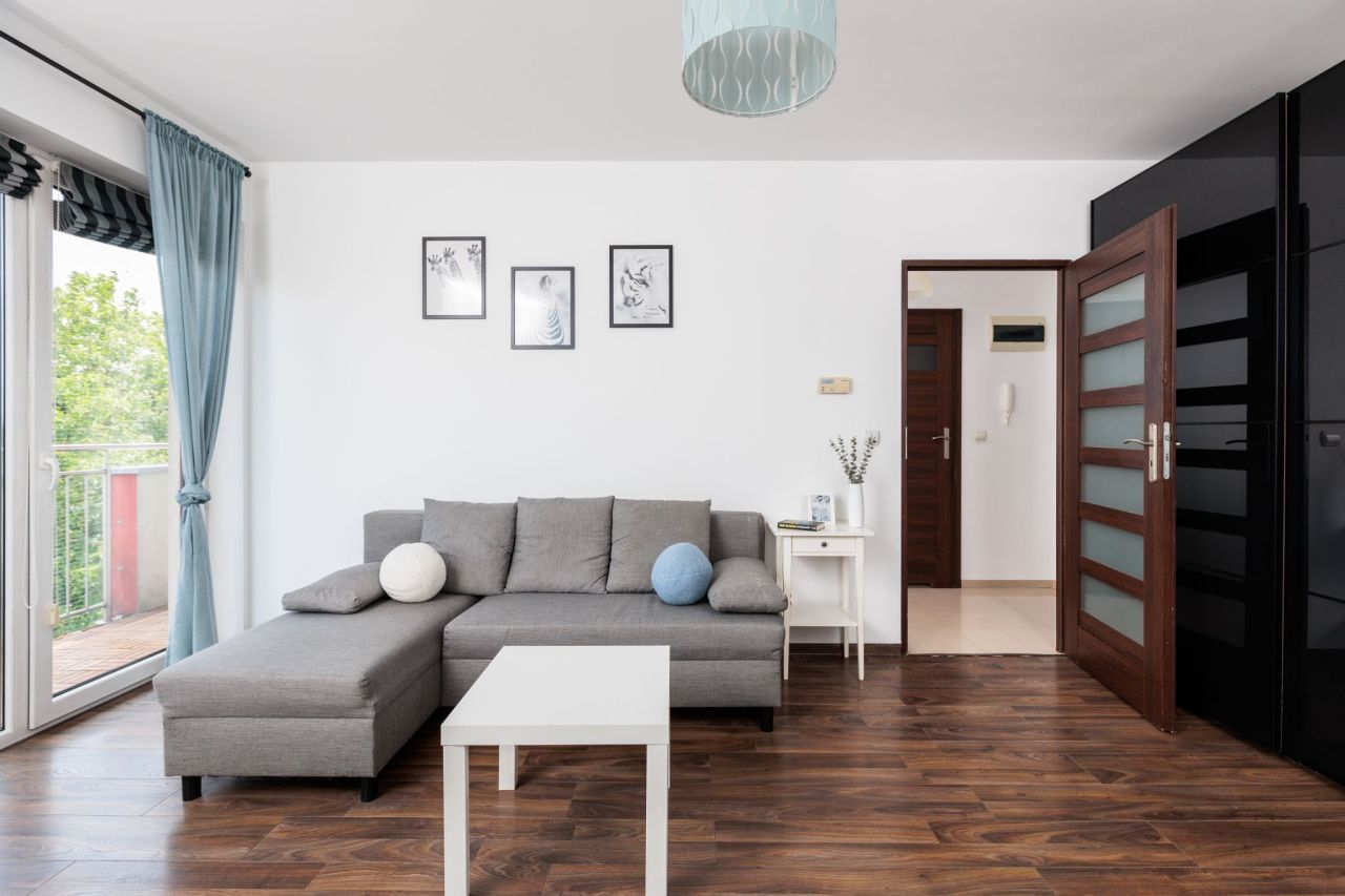 Mieszkanie 2-pokojowe Kraków, ul. Bieżanowska. Zdjęcie 2