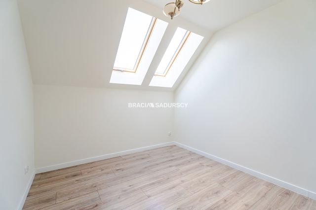 bliźniak, 5 pokoi Rudawa, ul. Nad Rudawką. Zdjęcie 12