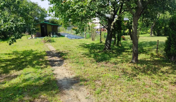 Działka rod Poznań Starołęka, ul. Sandomierska