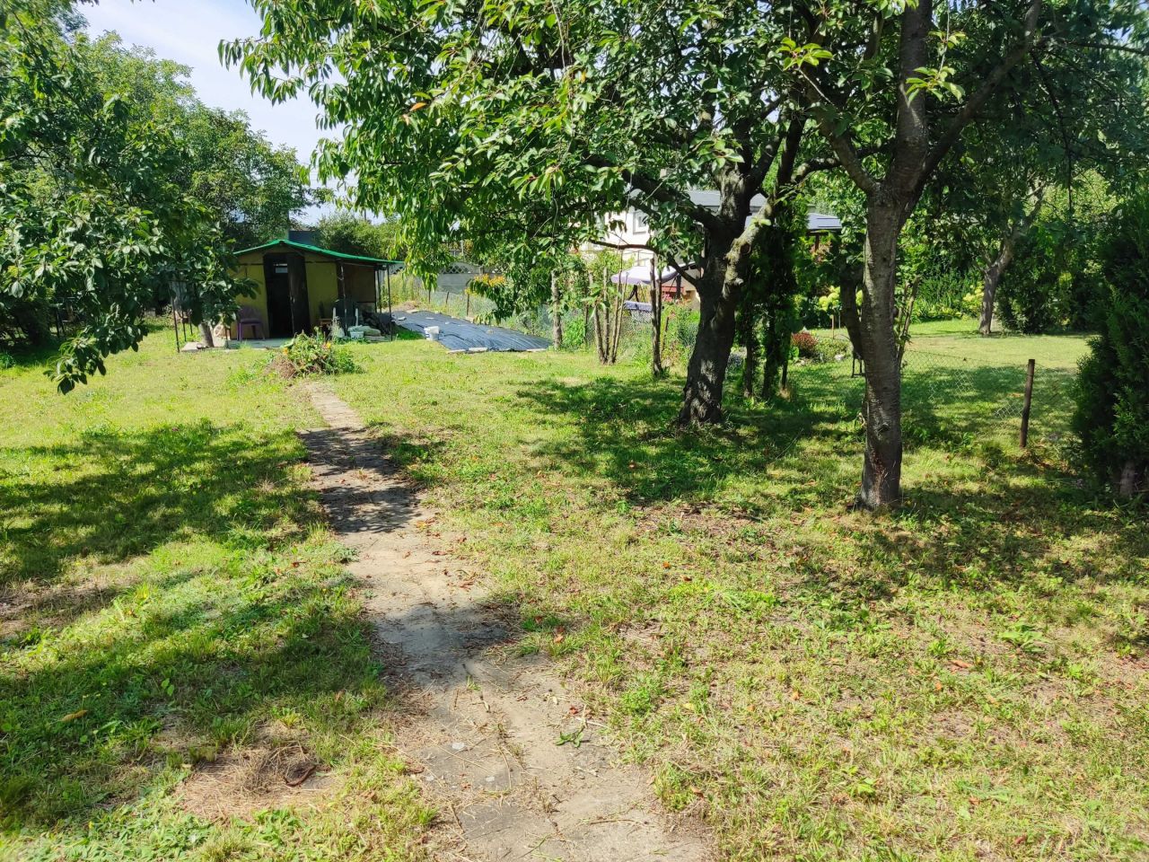 Działka rod Poznań Starołęka, ul. Sandomierska