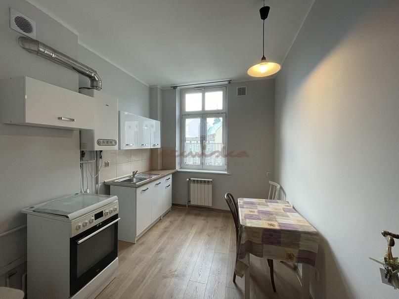 Mieszkanie 3-pokojowe Gniezno Centrum, ul. Kaszarska. Zdjęcie 1