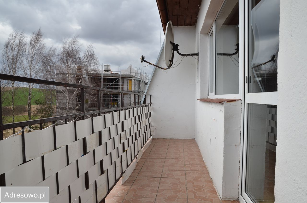 Mieszkanie 4-pokojowe Bytów, ul. Kwiatowa. Zdjęcie 2