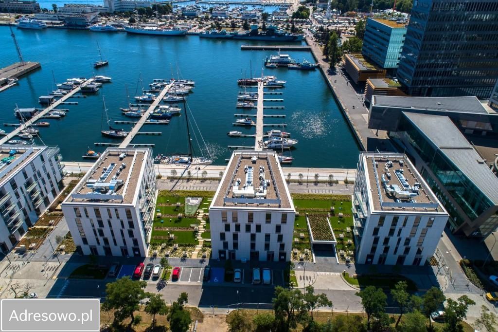 Mieszkanie 3-pokojowe Gdynia Śródmieście, ul. Arkadiusza Rybickiego. Zdjęcie 3