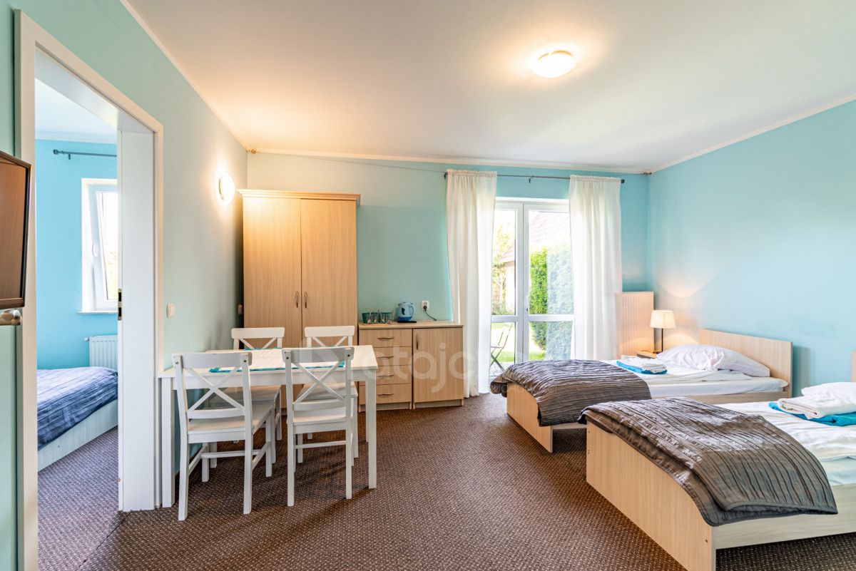 dom wolnostojący Łeba, ul. Władysława Grabskiego. Zdjęcie 5