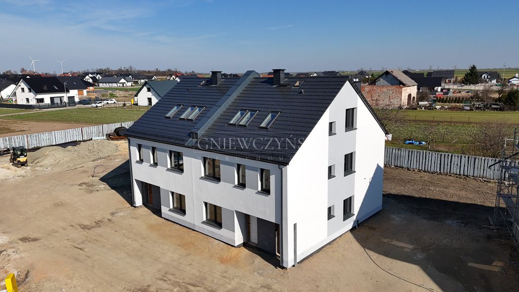 Mieszkanie 3-pokojowe Grodków, ul. Wiejska. Zdjęcie 2