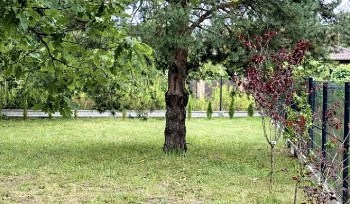 Działka budowlana Bronisławów