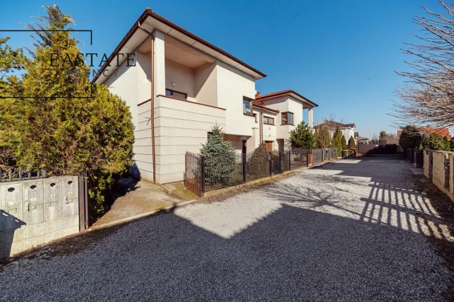 bliźniak, 9 pokoi Warszawa Wawer, ul. Wał Miedzeszyński. Zdjęcie 20