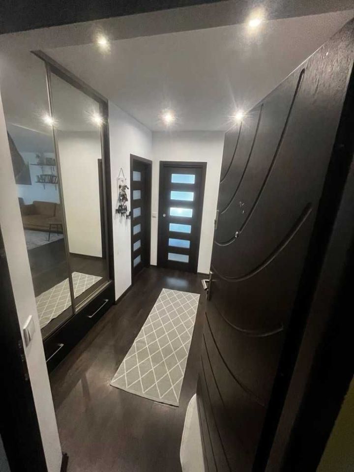 Mieszkanie 3-pokojowe Pustków-Osiedle. Zdjęcie 3