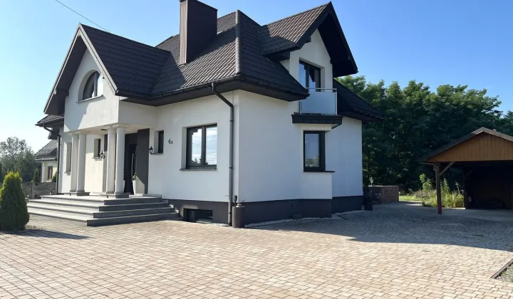 dom wolnostojący, 6 pokoi Łopuszno