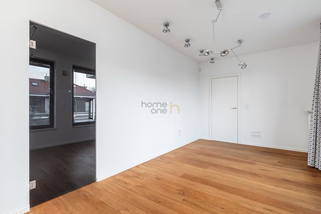 bliźniak, 6 pokoi Konstancin-Jeziorna. Zdjęcie 13