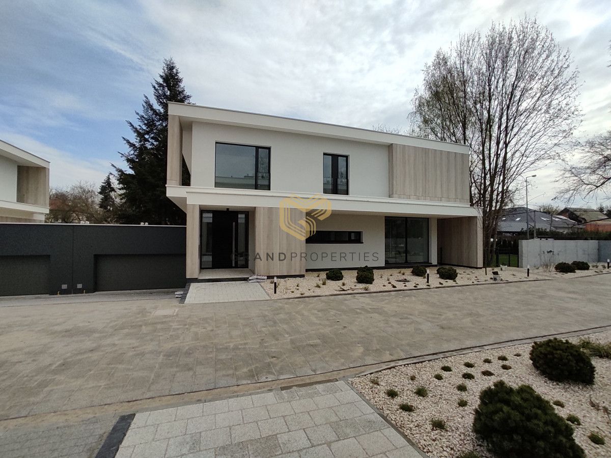 bliźniak, 7 pokoi Konstancin-Jeziorna. Zdjęcie 5