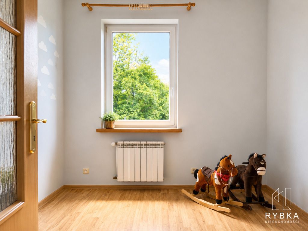 dom wolnostojący, 8 pokoi Starkowiec Piątkowski. Zdjęcie 12