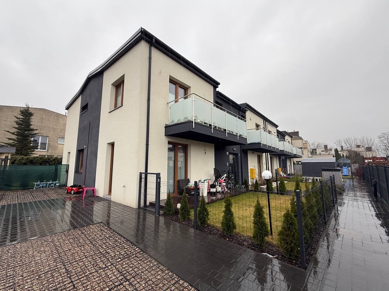 dom wolnostojący, 6 pokoi Warszawa Wawer, ul. Kadetów. Zdjęcie 2