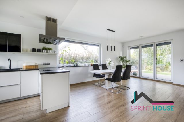 Mieszkanie 6-pokojowe Głosków, ul. Pustułki. Zdjęcie 3